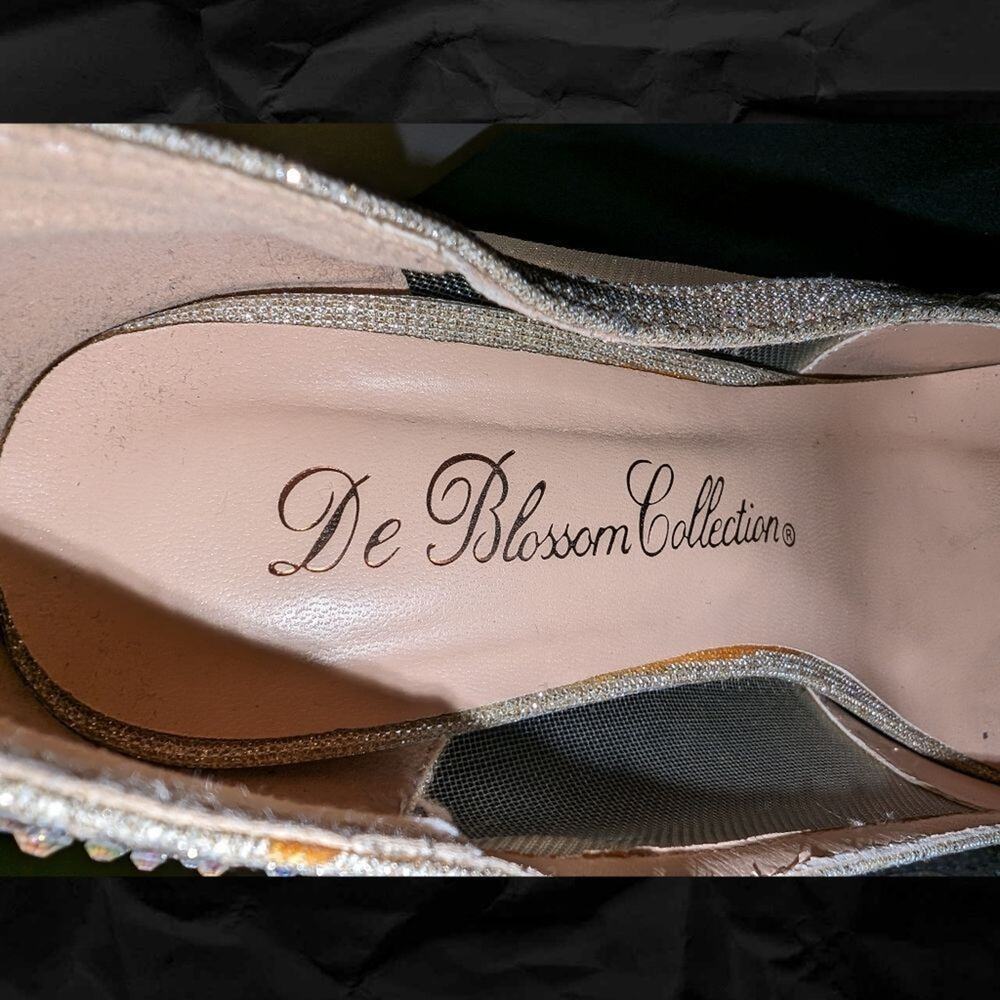 De Blossom Collection Kinko Bejeweled Platform Pumps GUC - Picture 9 of 13